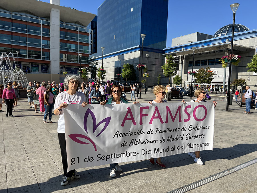 ¡Únete a la Marcha Solidaria y Clase de Zumba en el Día del Alzheimer! Fuenlabrada se prepara para un día lleno de movimiento, solidaridad y diversión en apoyo a quienes luchan contra el Alzheimer.