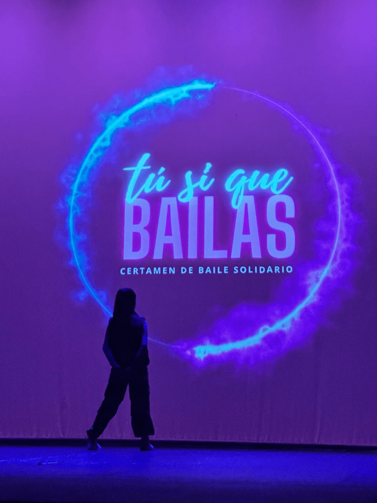 La Gala final del concurso 'Tú Sí Que Bailas' reúne a 222 estudiantes en el Teatro Tomás y Valiente en una noche de talento y solidaridad.