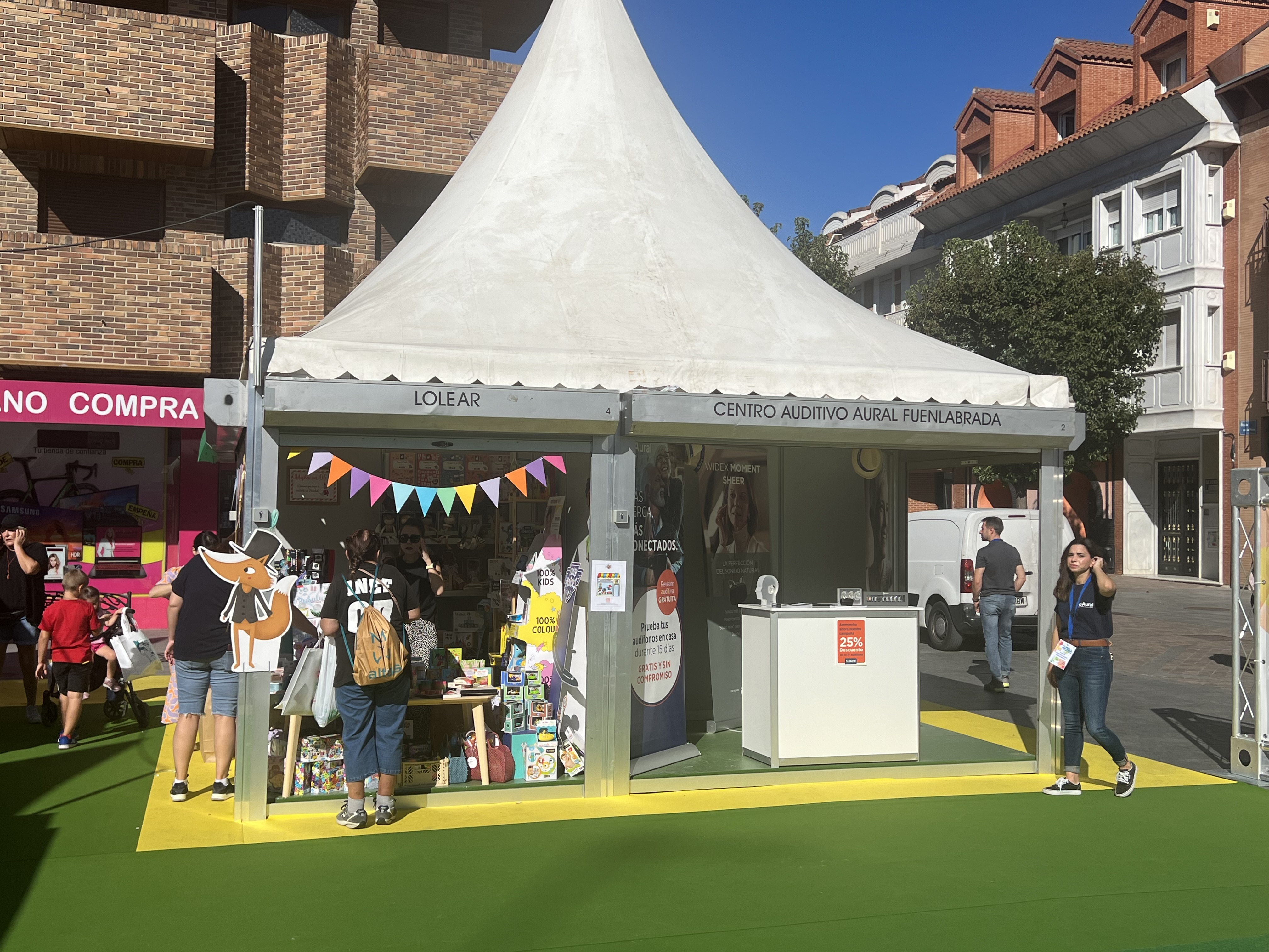 La Plaza de España acogerá la V Feria del Comercio de Fuenlabrada del 7 al 9 de junio, con la participación de 42 establecimientos locales.