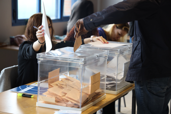 Los resultados de las elecciones europeas en Fuenlabrada muestran cambios significativos en comparación con las últimas elecciones municipales, destacando una disminución del apoyo al PSOE y la entrada de nuevos partidos.
