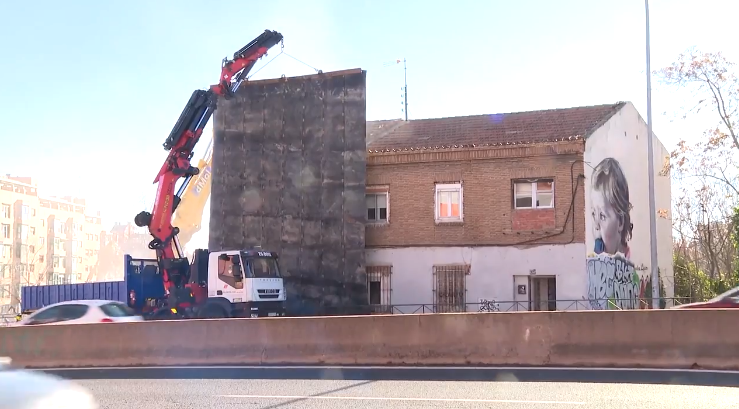 El soterramiento de la A-5 en Madrid tiene como objetivo transformar una de las principales vías de acceso a la ciudad En este artículo, te contamos todos los detalles sobre las afecciones al tráfico, los refuerzos en el transporte público y cómo prepararte para minimizar el impacto de estas obras.