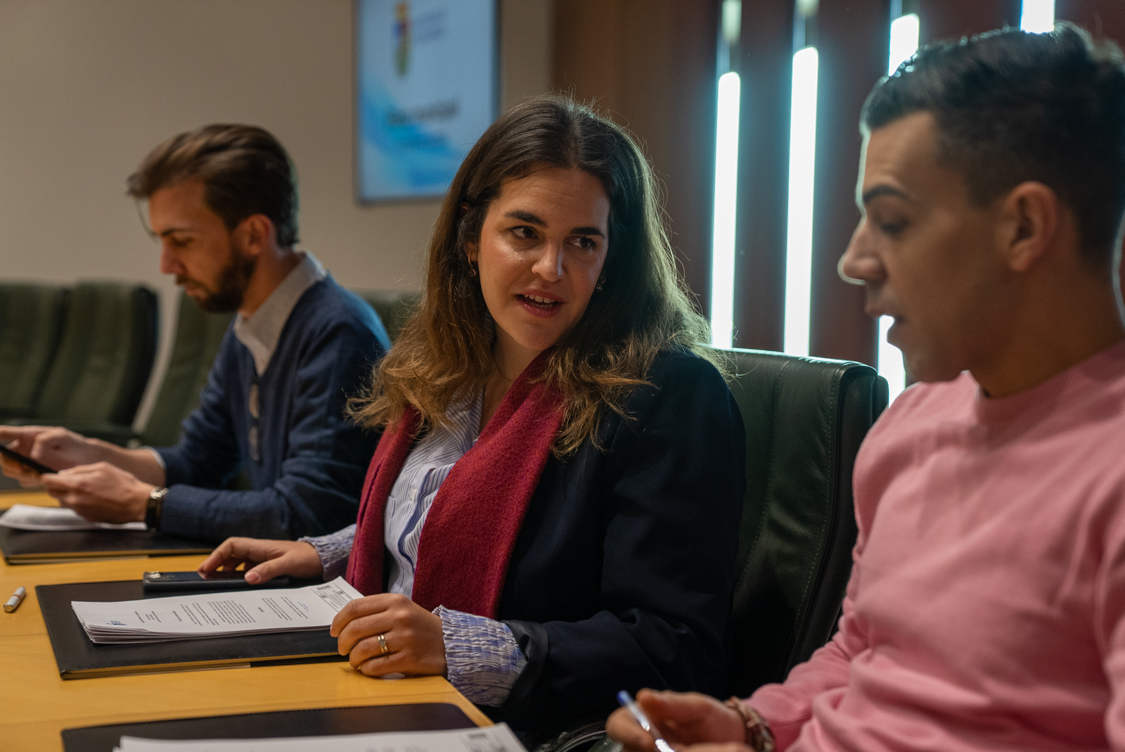 VOX ha solicitado la retirada inmediata de la tasa de basuras, argumentando que supone un “ahogo económico” para los ciudadanos. La formación considera que esta medida incrementa de manera injusta la presión fiscal en un contexto marcado por el encarecimiento de la vida.