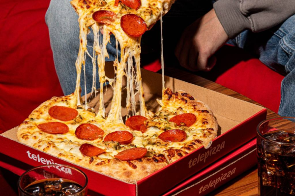 Pizzas gratis en Madrid este jueves: todos los locales de Telepizza donde puedes conseguirlas Este jueves 6 de febrero Telepizza regala pizzas gratis en varios locales de Madrid. Descubre dónde conseguir la tuya antes de que se agoten