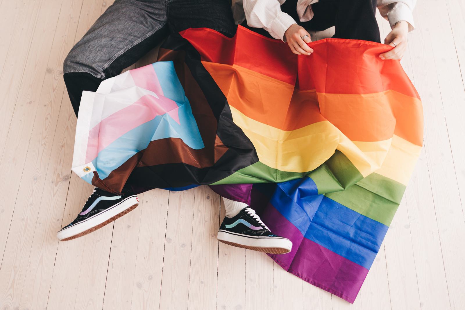 Fuenlabrada refuerza su compromiso con los derechos LGTBI con dos mociones clave: igualdad en el deporte y condena a las terapias de conversión.