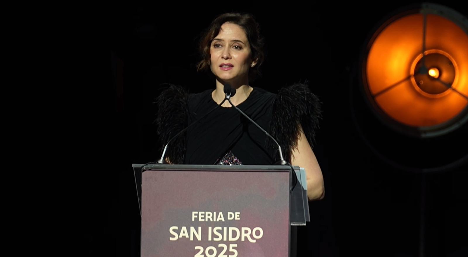La Feria de San Isidro 2025 reunirá a las grandes figuras del toreo en Las Ventas, con 28 festejos y el respaldo de Díaz Ayuso a la tauromaquia.