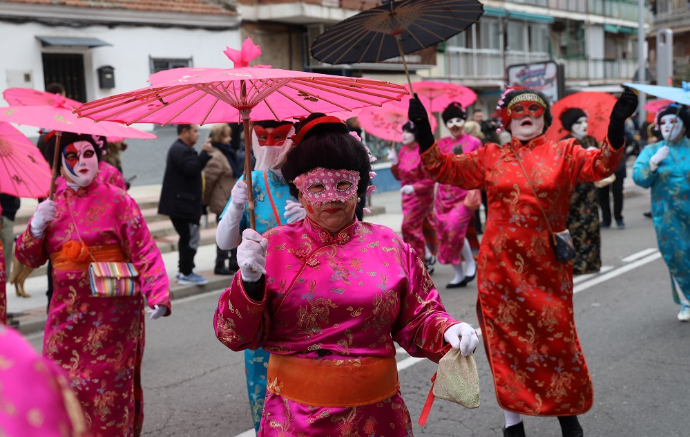 El Carnaval de Fuenlabrada llena las calles de música, chirigotas, desfiles y alegría con más de 20 actividades para disfrutar en familia.
