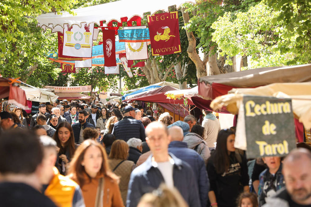 Del 30 de abril al 4 de mayo, Alcalá de Henares celebra "Complutum Renacida", con un mercado romano, luchas de gladiadores y una exposición arqueológica en el MARPA.