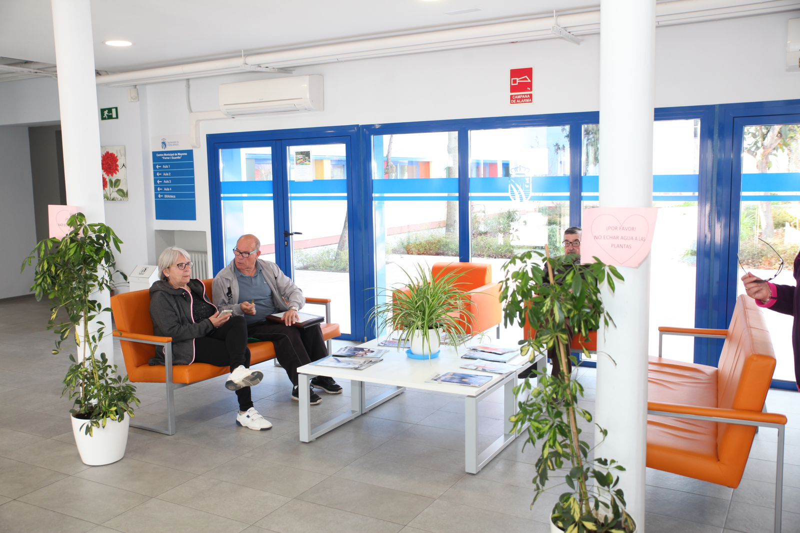 El Pleno de Fuenlabrada pide que las 40 nuevas residencias anunciadas por la Comunidad de Madrid sean de gestión pública y estén bien distribuidas en el territorio.