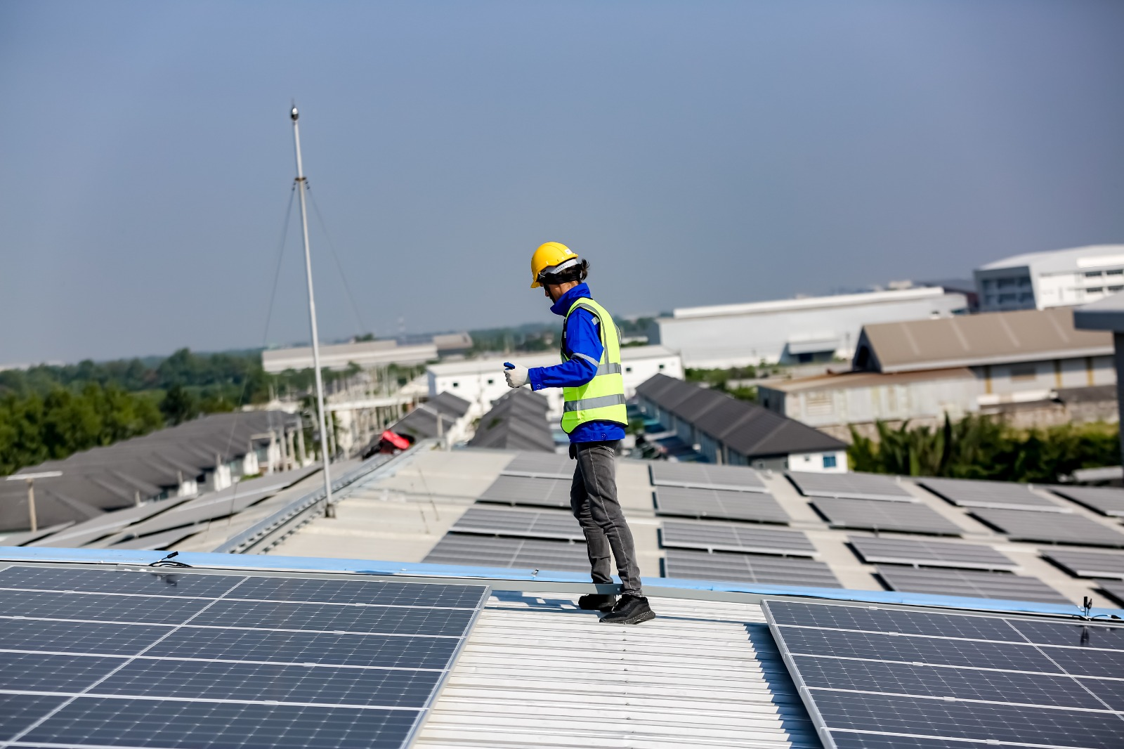 Fuenlabrada impulsa la eficiencia energética con ayudas para paneles solares y ventanas eficientes Fuenlabrada impulsa la eficiencia energética con ayudas para paneles solares y ventanas eficientes