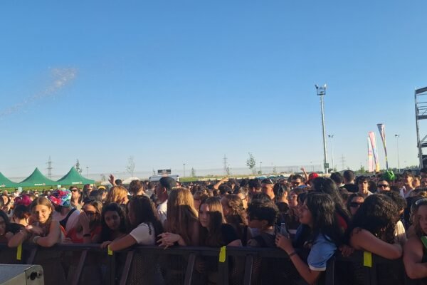 El Parque Ferial de Fuenlabrada arranca con 35.000 asistentes, conciertos, actividades y el Auditorio Joaquín Sabina