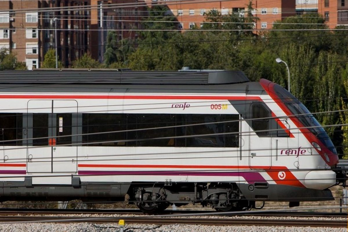 Corte en la línea C5 de Cercanías Madrid este verano: transbordos obligatorios y mejoras en Atocha Corte en la línea C5 de Cercanías Madrid este verano: transbordos obligatorios y mejoras en Atocha