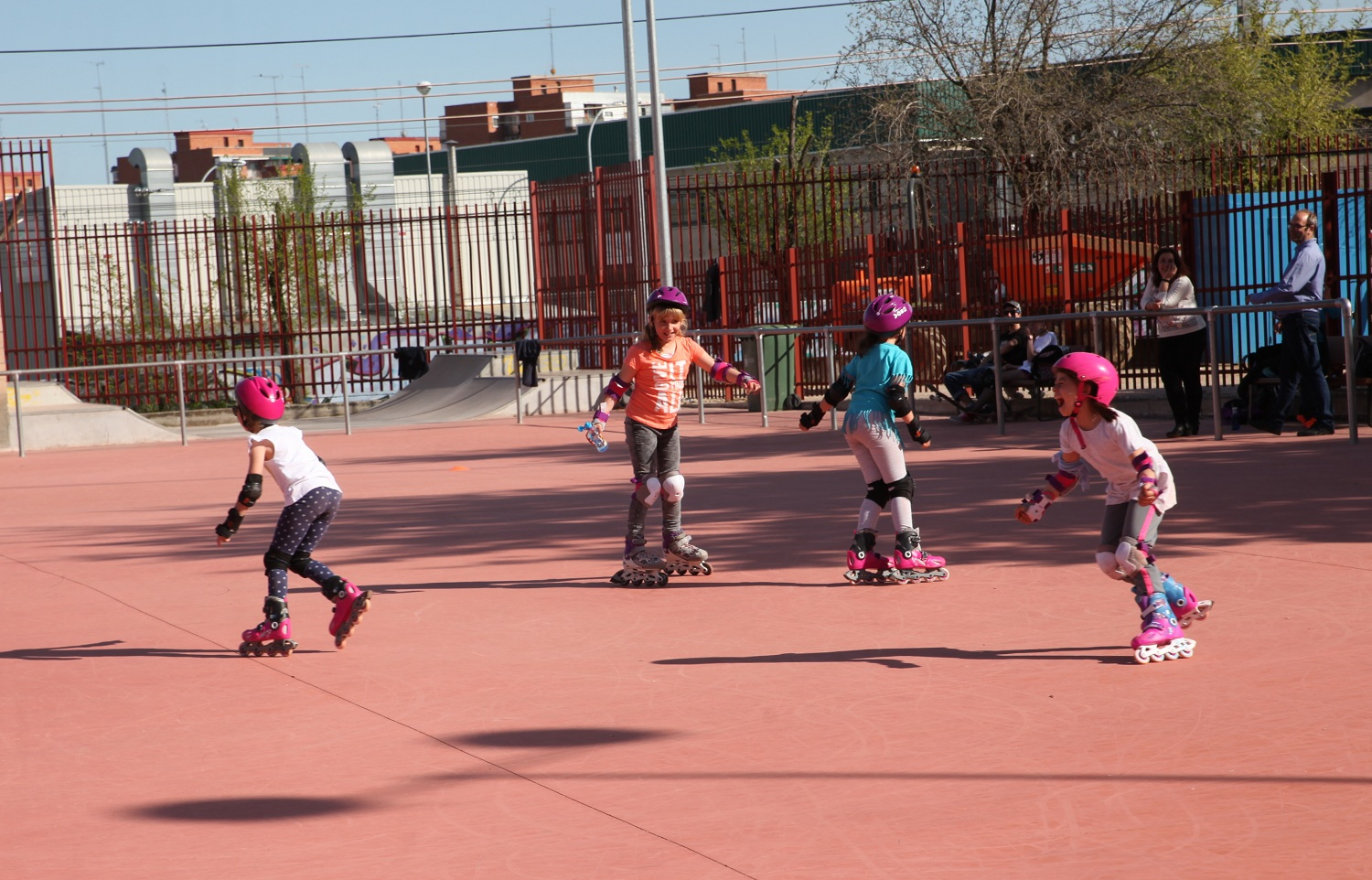Fuenlabrada ofrece más de 3.000 plazas deportivas para este verano: natación, pilates, pádel, fútbol y mucho más Fuenlabrada ofrece más de 3.000 plazas deportivas para este verano: natación, pilates, pádel, fútbol y mucho más