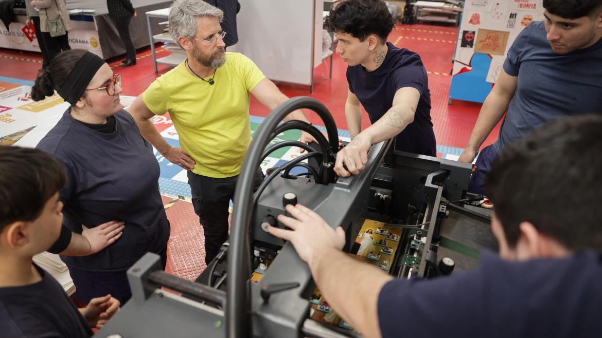 La Comunidad de Madrid ofrece 12.000 plazas públicas vacantes en FP para el curso 2025/26 La Comunidad de Madrid ofrece 12.000 plazas públicas vacantes en FP para el curso 2025/26