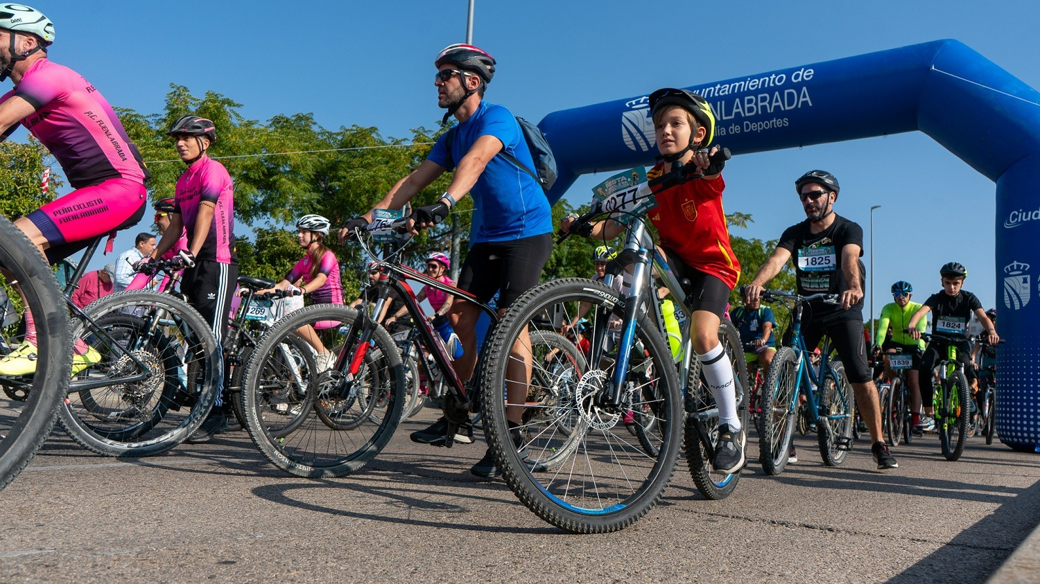 Fuenlabrada reúne a 4.000 ciclistas en la Fiesta de la Bicicleta 2025 Fuenlabrada reúne a 4.000 ciclistas en la Fiesta de la Bicicleta 2025