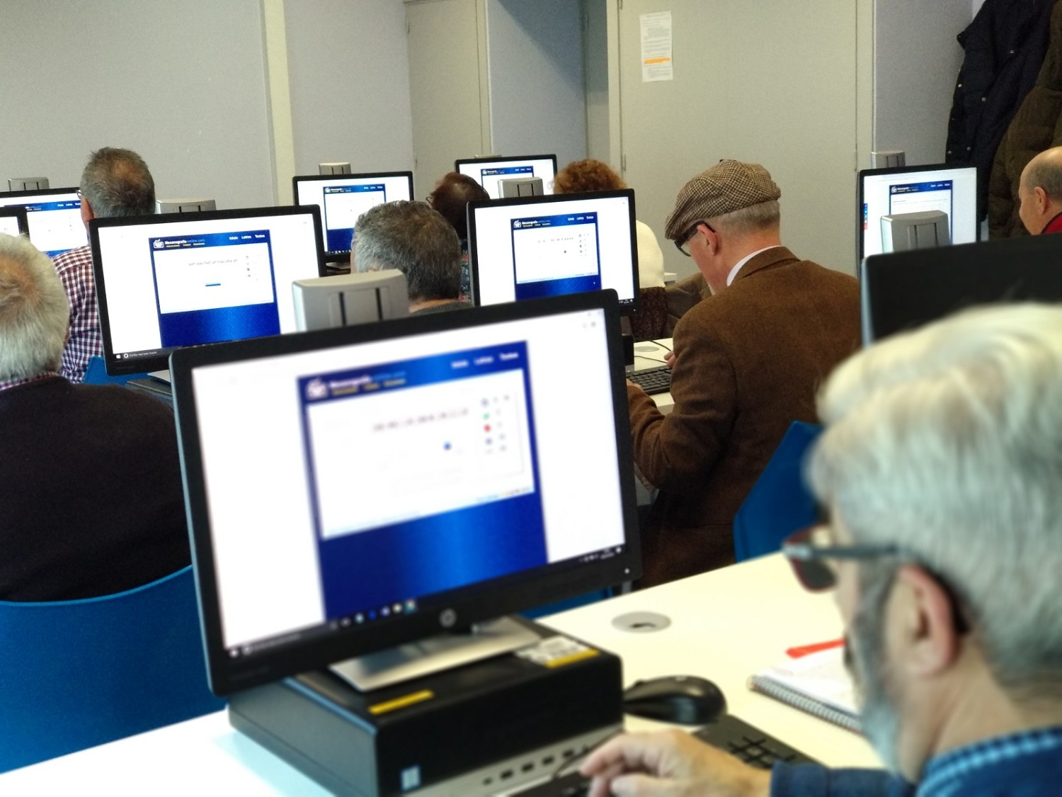 El Ayuntamiento amplía un 20% la oferta de actividades en los centros de mayores de Fuenlabrada El Ayuntamiento amplía un 20% la oferta de actividades en los centros de mayores de Fuenlabrada
