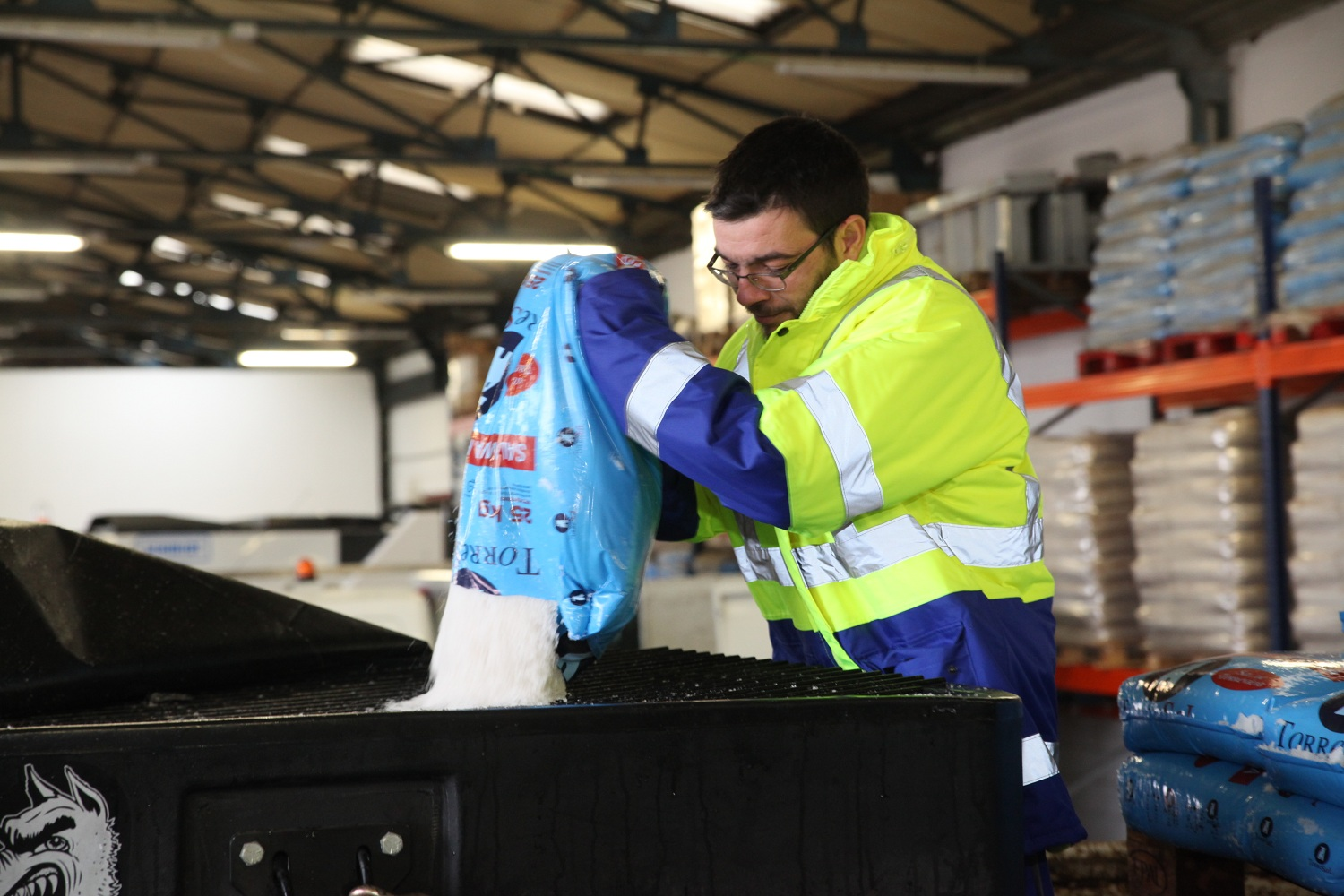 Fuenlabrada activa su Plan contra Heladas con reparto gratuito de sal