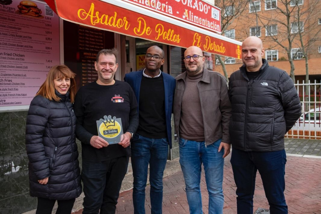 ¿Buscas la mejor tortilla de Fuenlabrada? Descubre los bares ganadores de la Feria 2026 y disfruta de las recetas premiadas del 13 al 15 de marzo. ¡No te las pierdas!
